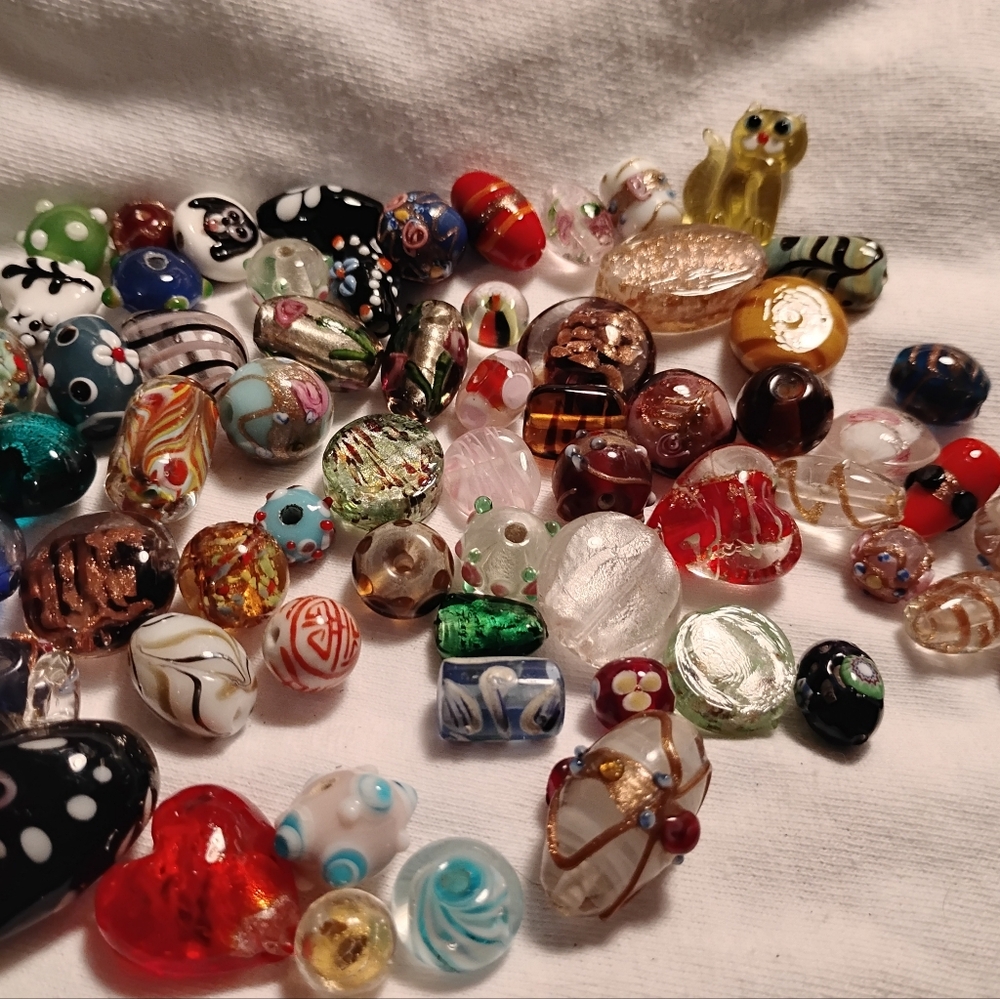 100+Lampwork/Dichroic Glass Beads - Picture 4 of 6